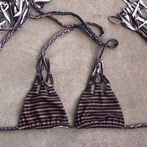 acacia top
